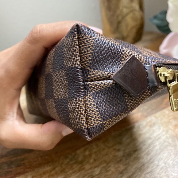 SOLD. Louis Vuitton PM Cosmetic Pouch - Picture 6 of 16